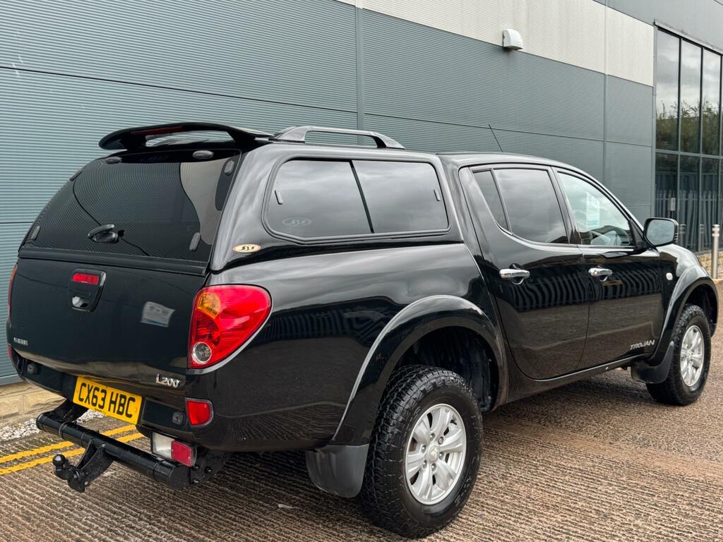 Mitsubishi L200 Red #11