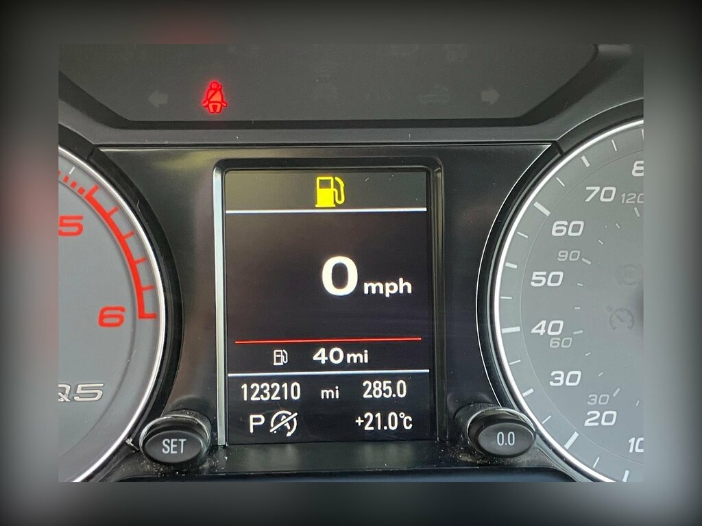 Audi SQ5 Suv White #27