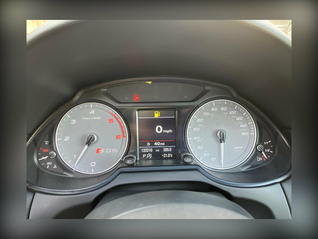 Audi SQ5 Suv White #28
