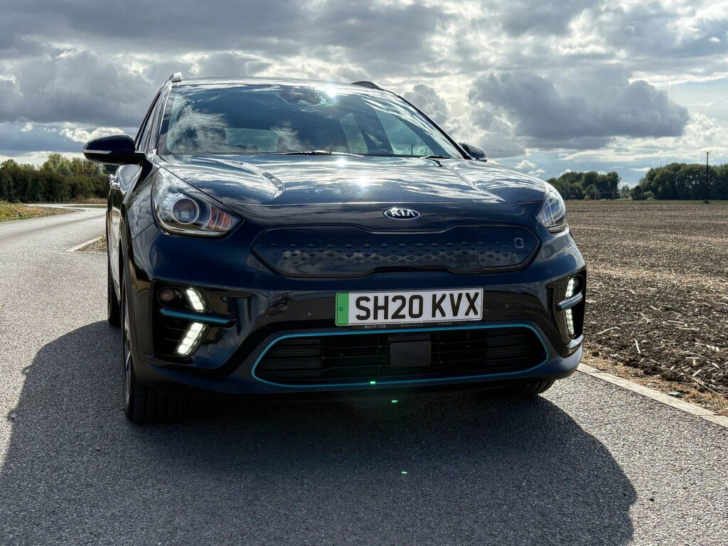 Kia e-Niro  Silver #8