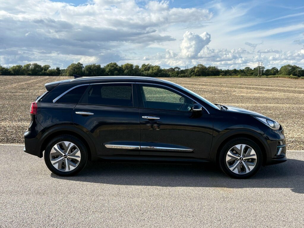 Kia e-Niro 64Kwh First Edition Blue #2