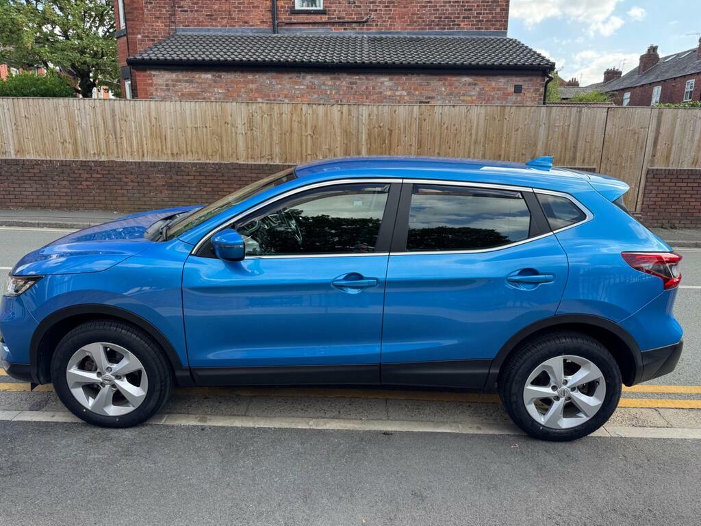 Nissan Qashqai 1.3 Dig-t Acenta Premium Euro 6 S S Blue #3
