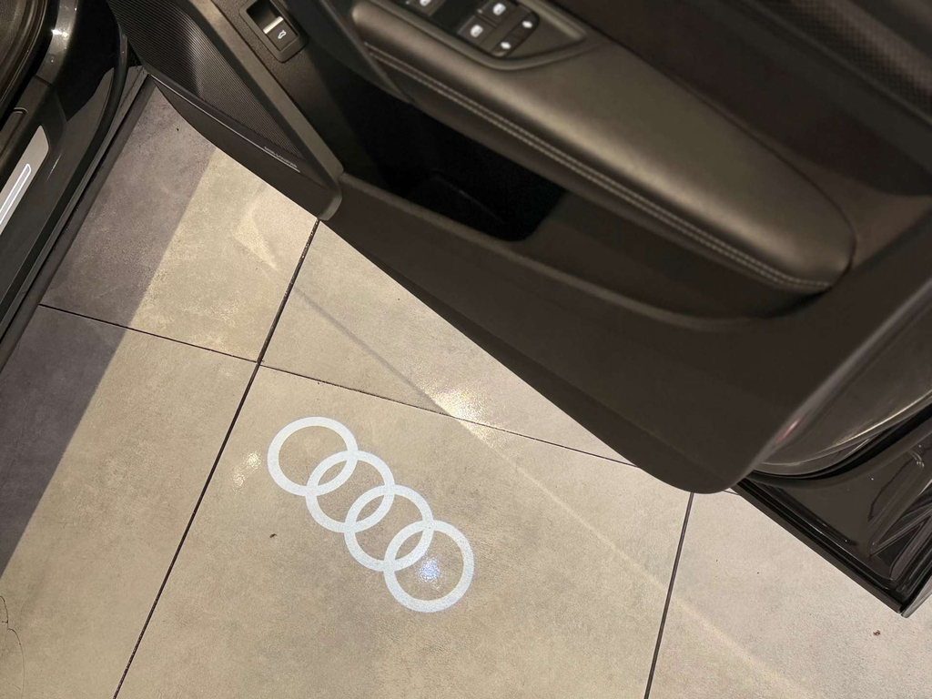 Audi SQ5 Automatic Black #8