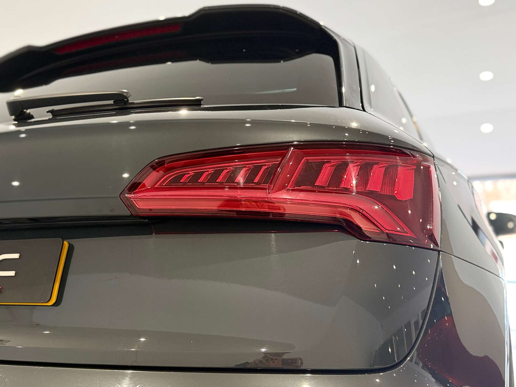 Audi SQ5 Automatic Black #32