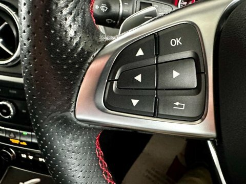 Mercedes-Benz CLA Class 180 Amg Line Edition Black #24