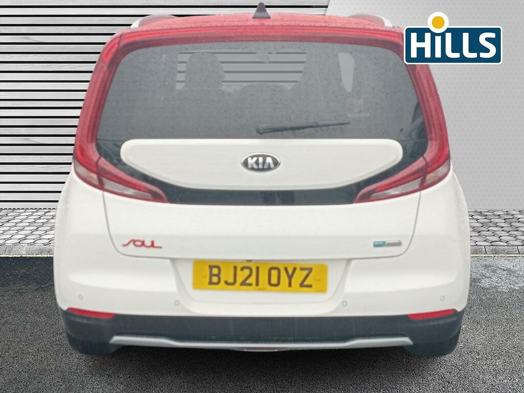 Kia Soul 64Kwh First Edition White #6