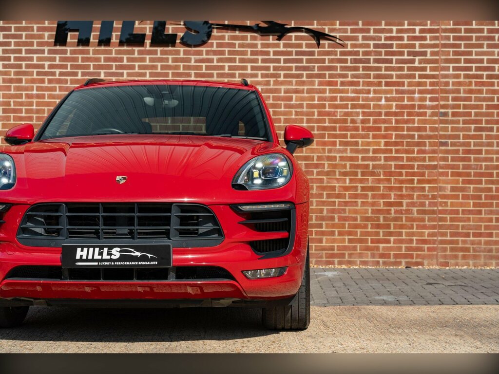 Porsche Macan Automatic Red #9