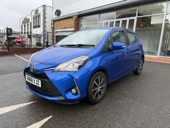 Toyota Yaris 1.5 Vvt-i Icon Tech Euro 6 Blue #3
