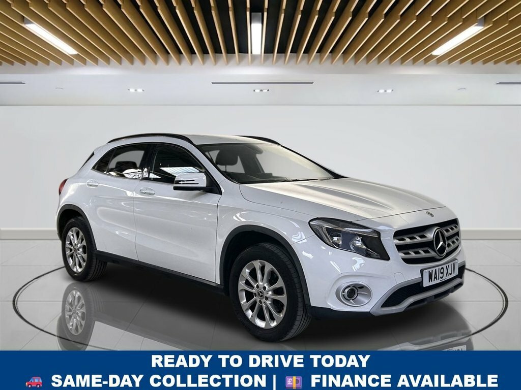 Mercedes-Benz GLA Class 1.6L Se White