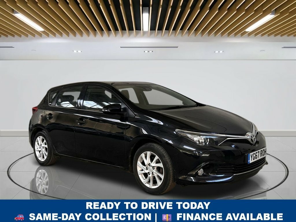 Toyota Auris 1.2L Business Edition Black