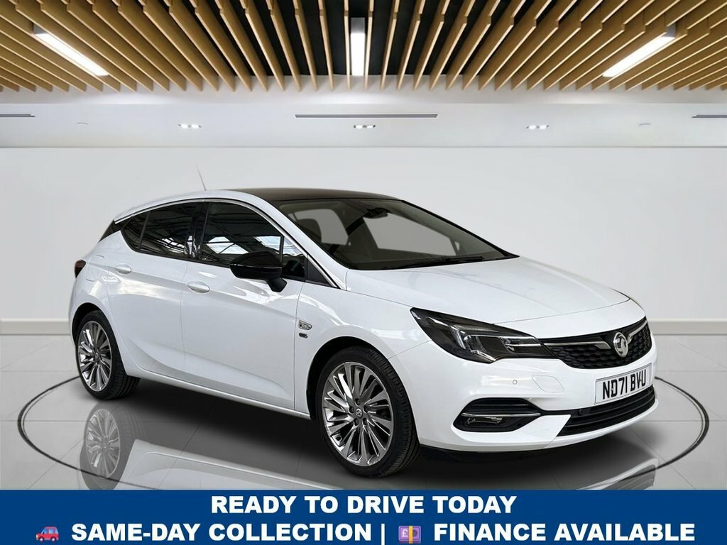 Vauxhall Astra 1.2L Griffin Edition White