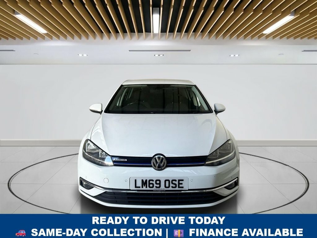 Volkswagen Golf 1.5L Match LM69OSE White