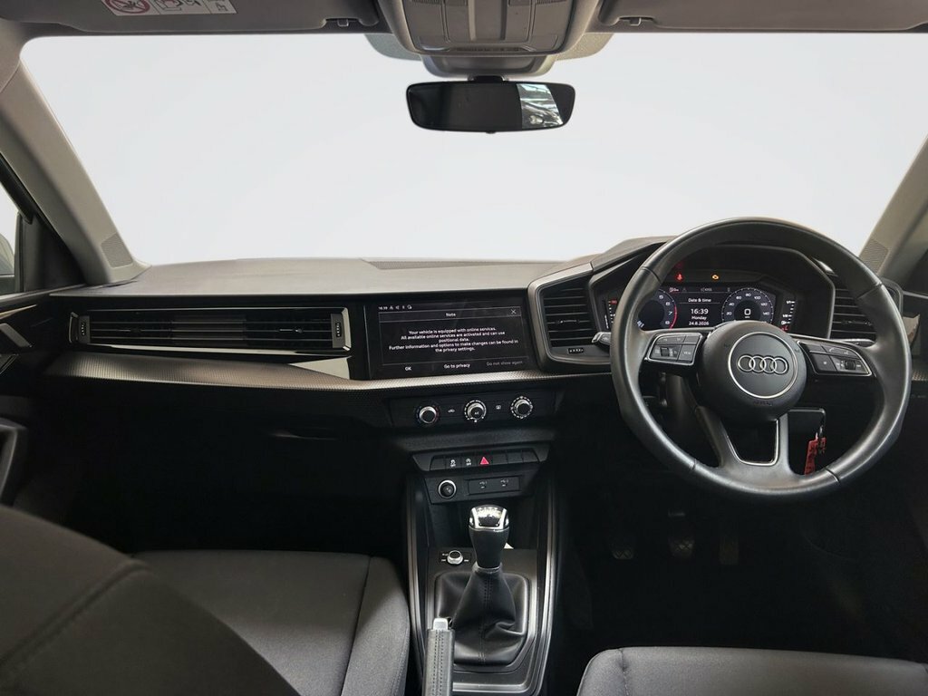 Audi A1 1L Technik HG72EOH Grey #3