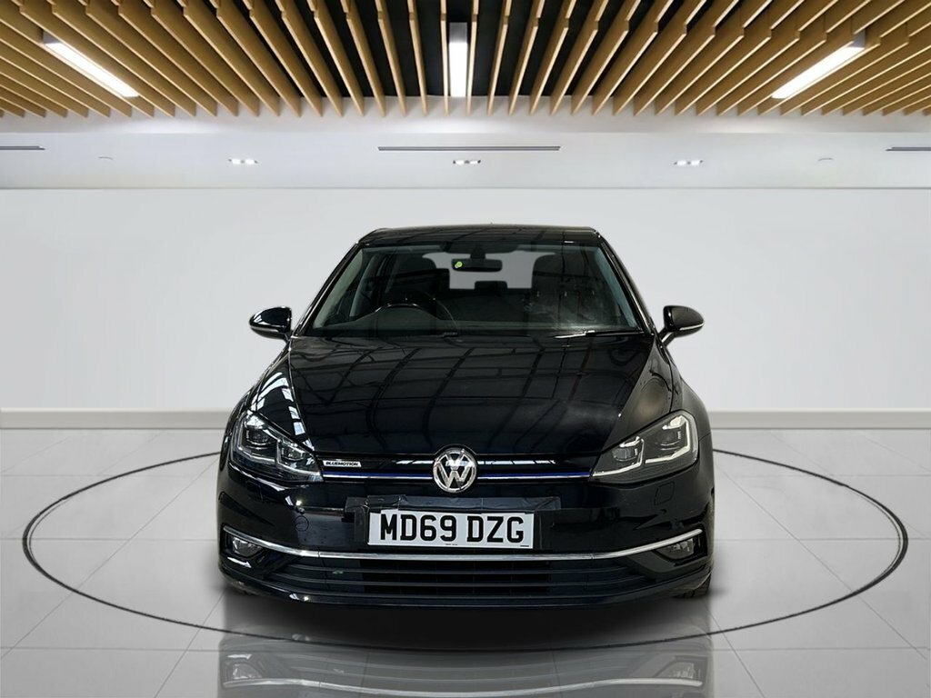 Volkswagen Golf 1.5L Match Edition MD69DZG Black #2