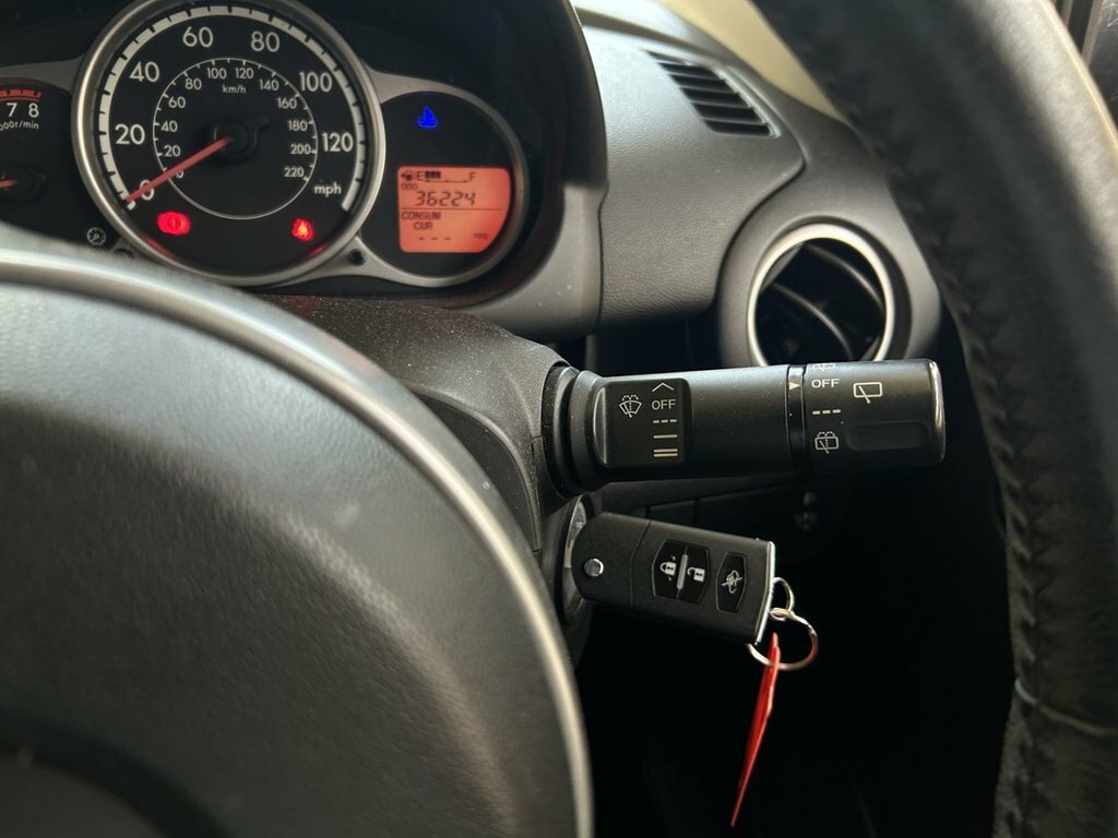 Mazda 2 Tamura Activematic Red #18