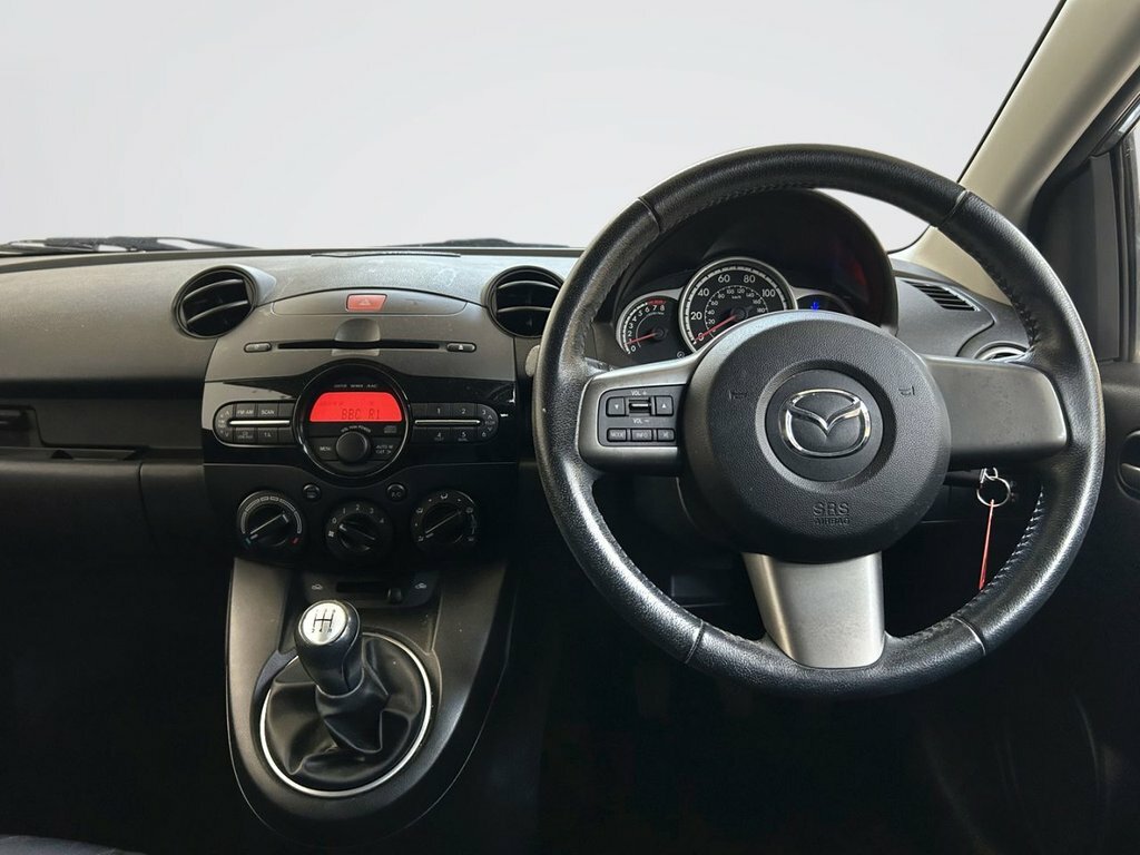 Mazda 2 Tamura Activematic Red #13