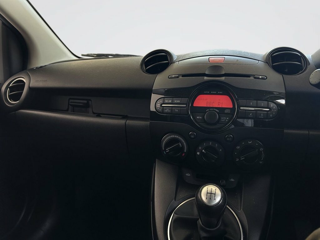 Mazda 2 Tamura Activematic Red #19