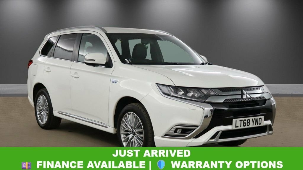 Mitsubishi Outlander 2.4L 4H LT68YNO White