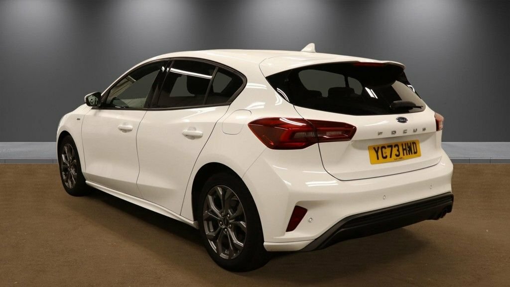 Ford Focus 1L St-line YC73HWD White #3