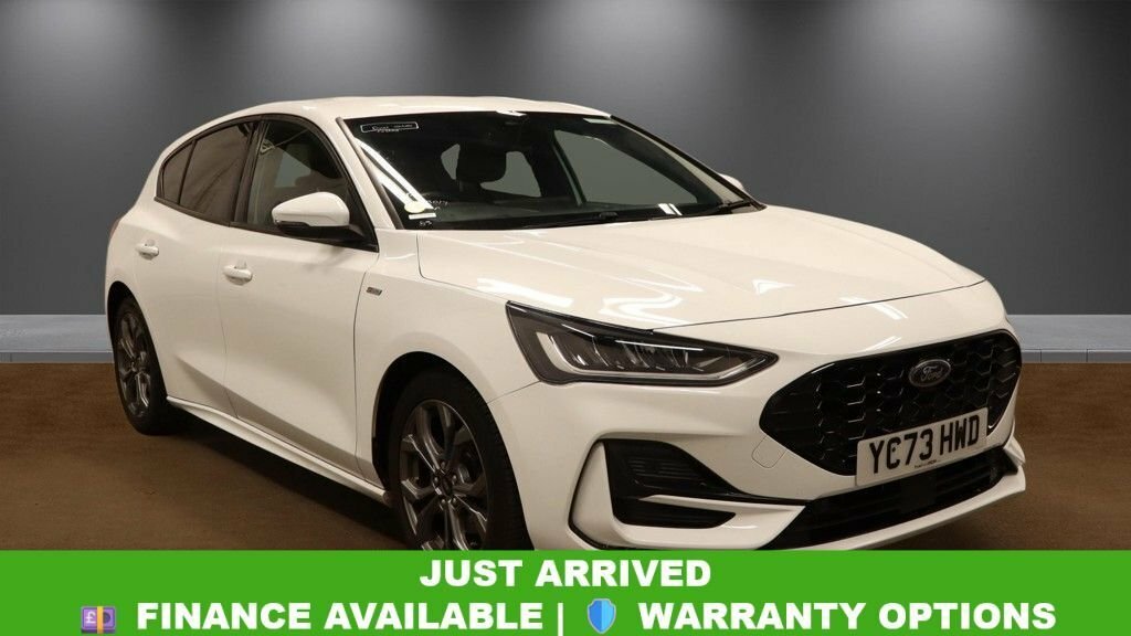 Ford Focus 1L St-line YC73HWD White