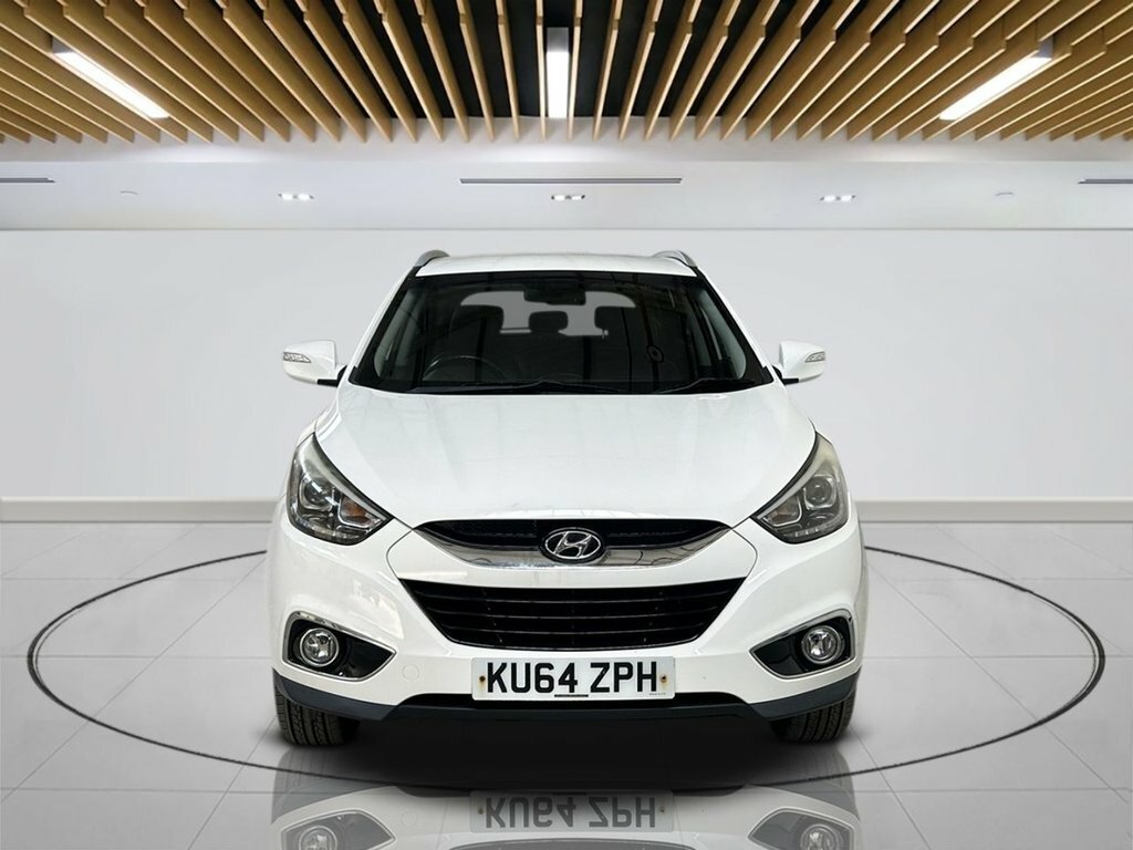 Hyundai Ix35 Suv White #2