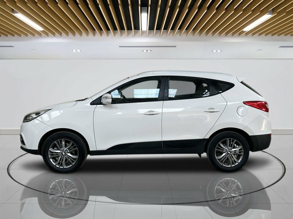 Hyundai Ix35 Suv White #5