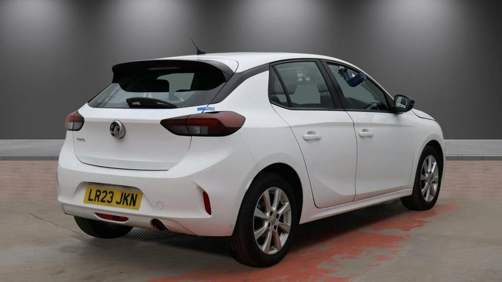 Vauxhall Corsa 1.2L Design LR23JKN White #4