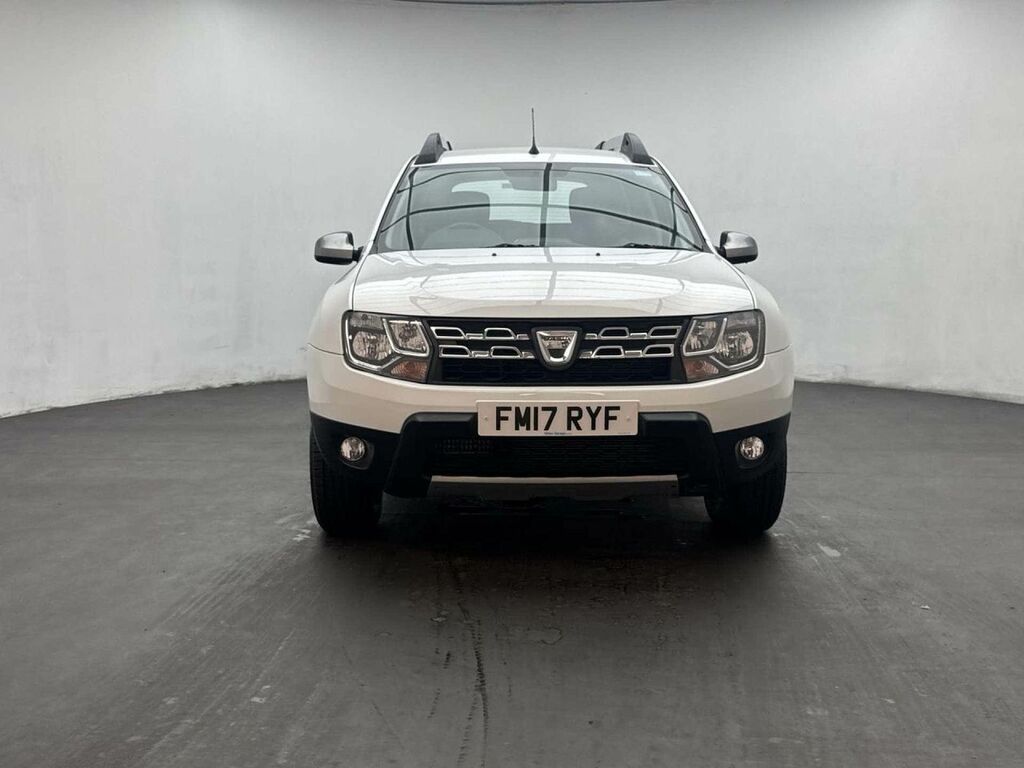 Dacia Duster 1.2 Duster Laureate Tce 4X2 White #3