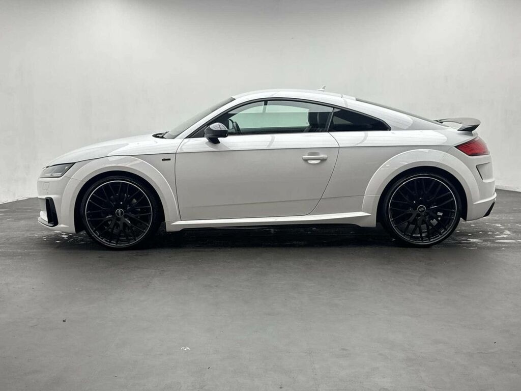 Audi TT 2.0 Tt Black Edition 40 Tfsi WG21NTA White #5