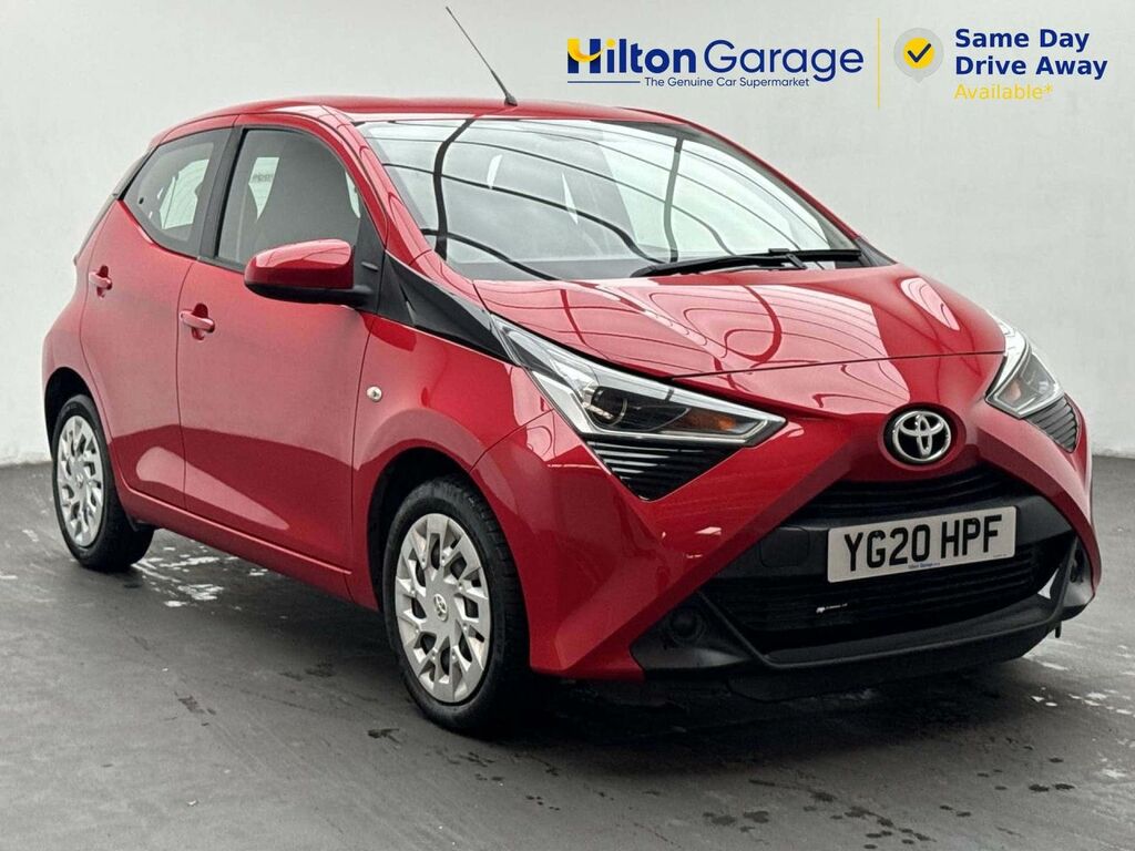 Toyota Aygo X 1.0 Aygo X-play Vvt-i Cvt Red