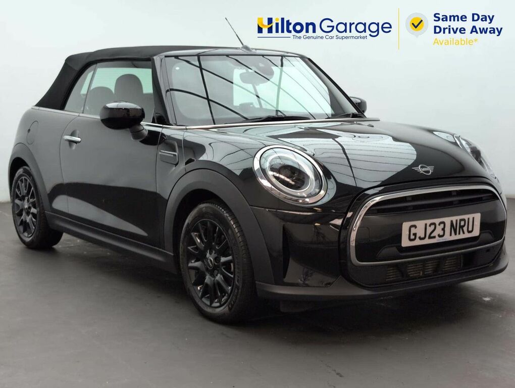 Mini Convertible 1.5 Cooper Classic GJ23NRU Black