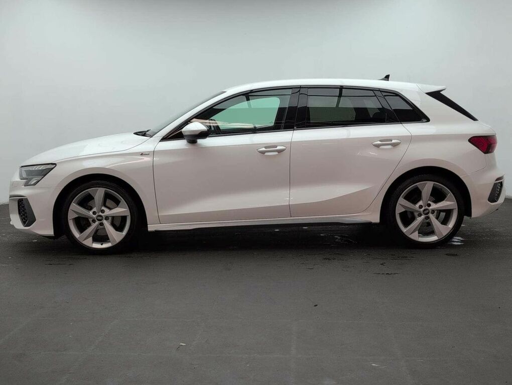 Audi A3 1.0 A3 Sportback 30 Tfsi S Line LL70TGF White #5