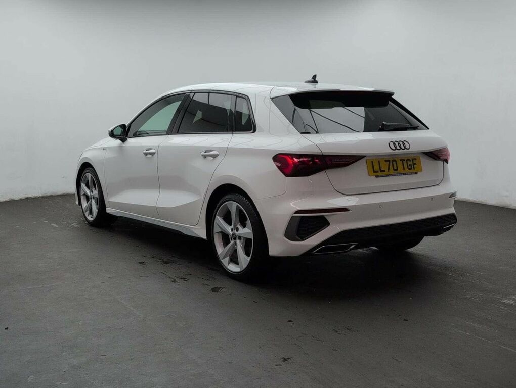 Audi A3 1.0 A3 Sportback 30 Tfsi S Line LL70TGF White #6