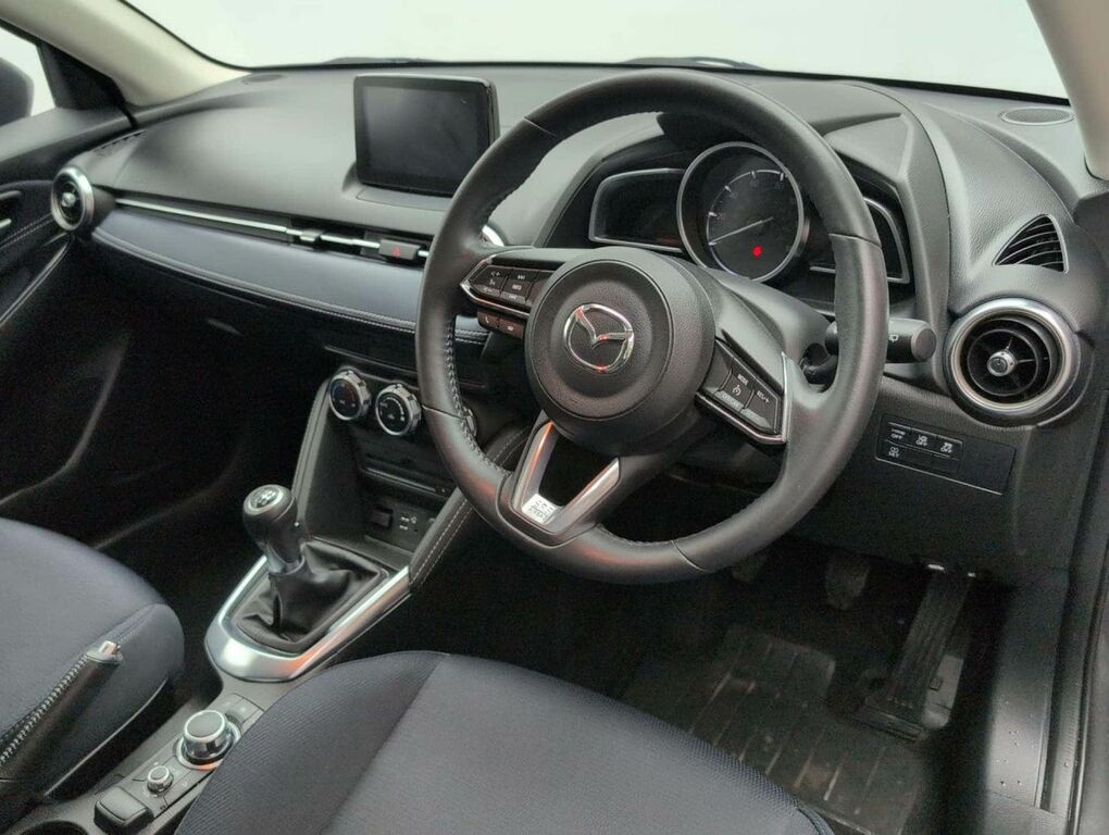 Mazda 2 Hatchback White #11