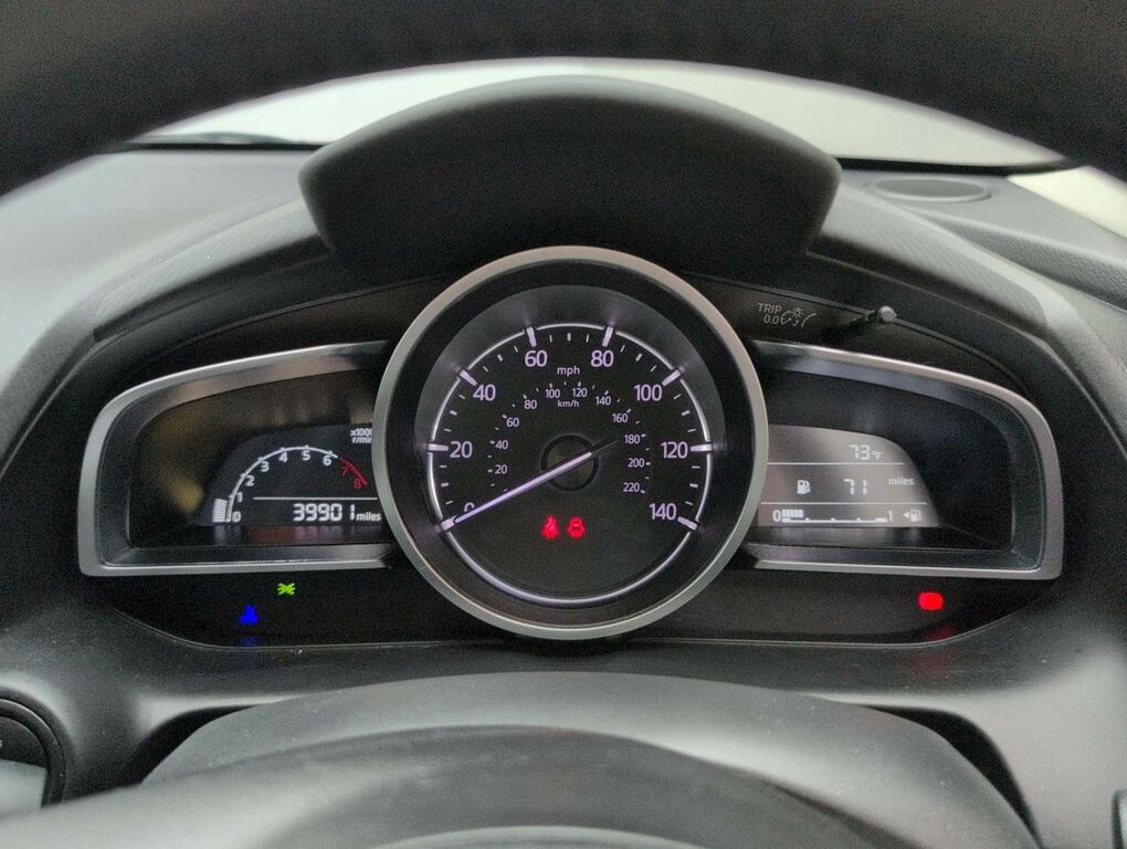 Mazda 2 Hatchback White #20