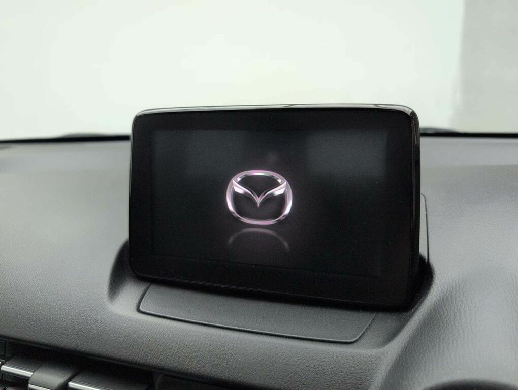 Mazda 2 Hatchback White #13