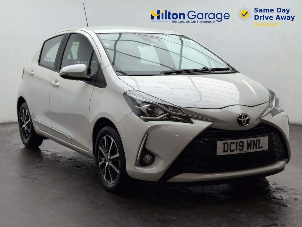 Toyota Yaris 1.5 Yaris Icon Tech Vvt-i White