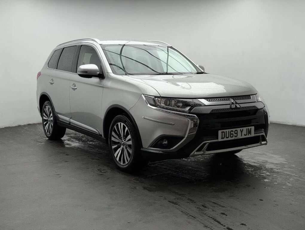 Mitsubishi Outlander 2.0 Outlander Design Cvt 4Wd Silver #2