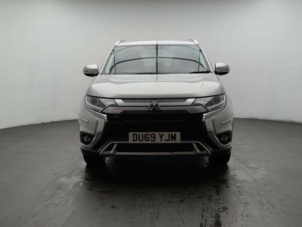 Mitsubishi Outlander 2.0 Outlander Design Cvt 4Wd Silver #3