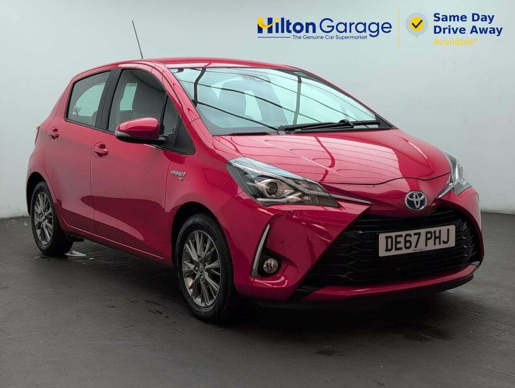 Toyota Yaris 1.5 Yaris Icon Tech Hybrid Vvt-i Cvt Red