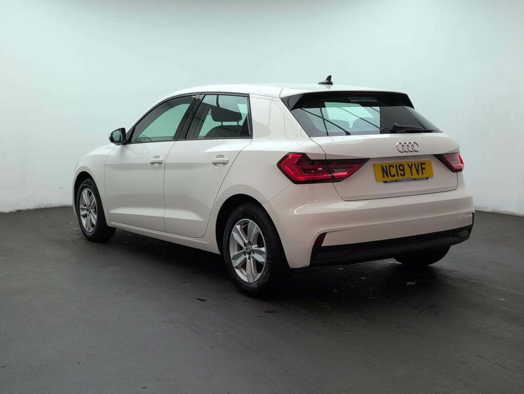 Audi A1 1.0 A1 Sportback 25 Tfsi Se NC19YVF White #6