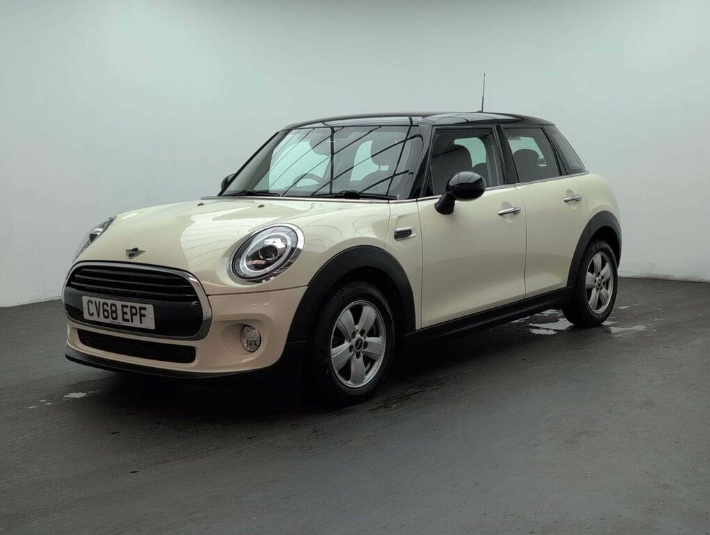 Mini Hatch 1.5 Cooper CV68EPF White #4