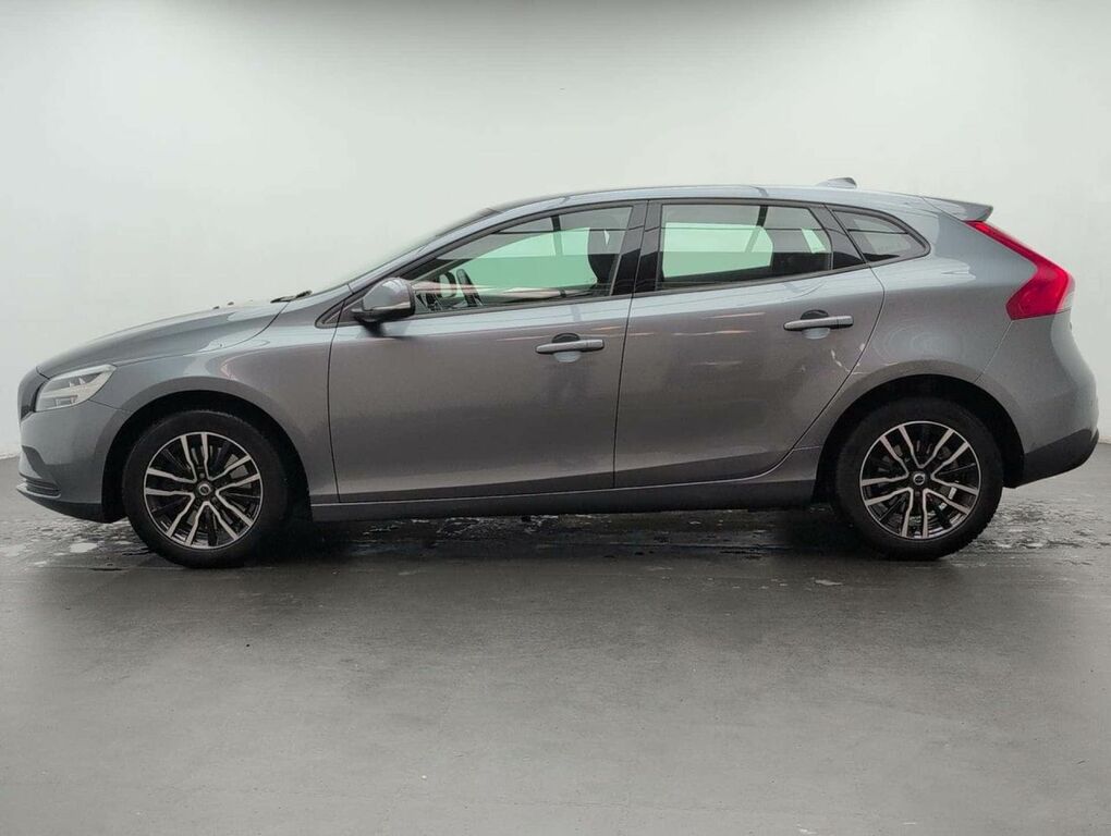 Volvo V40 1.5 V40 Momentum Nav T2 Grey #5