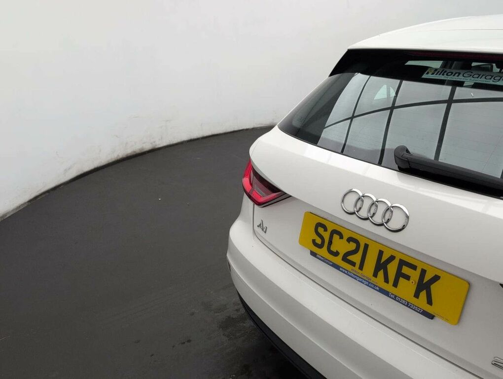 Audi A1 Technik Black #26