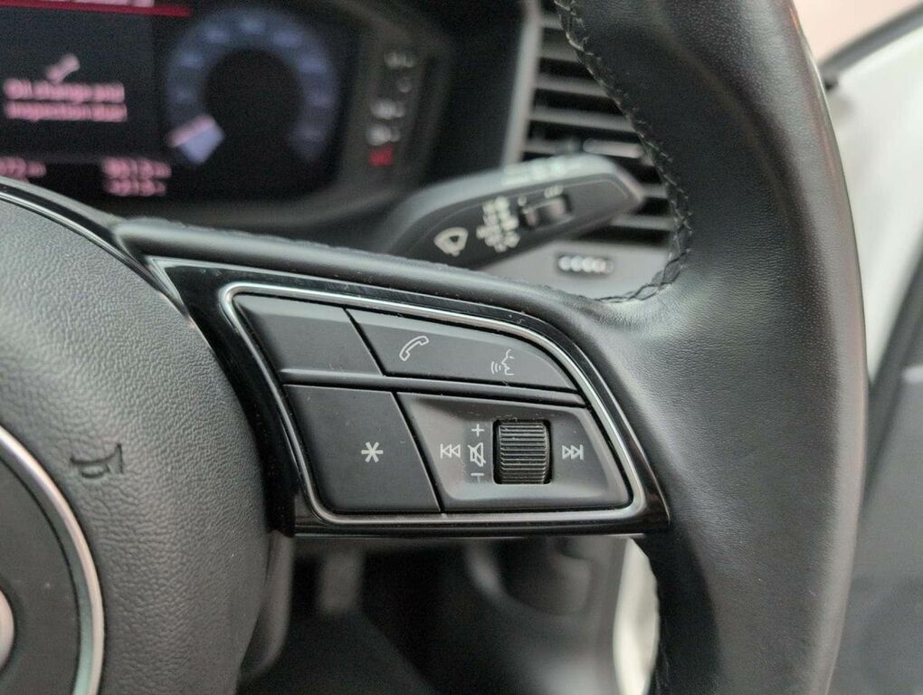 Audi A1 Technik Black #19