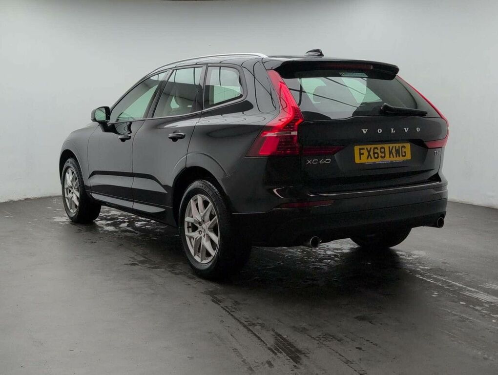 Volvo XC60 2.0 Xc60 Momentum T5 Awd 4Wd Black #6