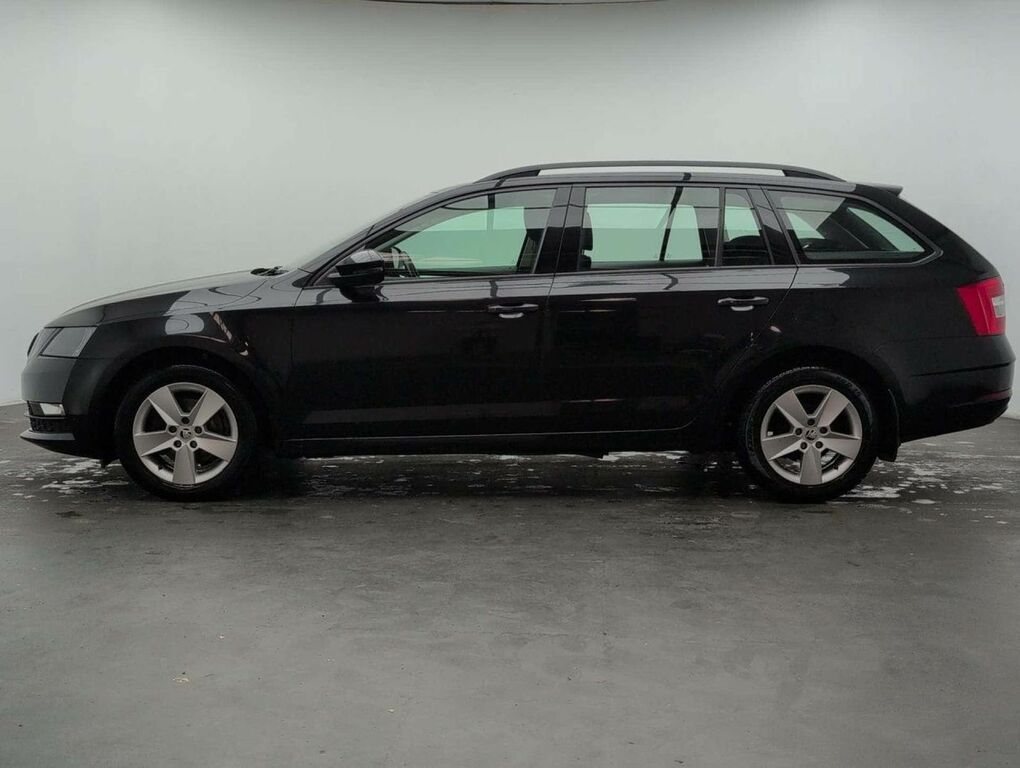 Skoda Octavia 1.5 Octavia Se Tsi Black #5