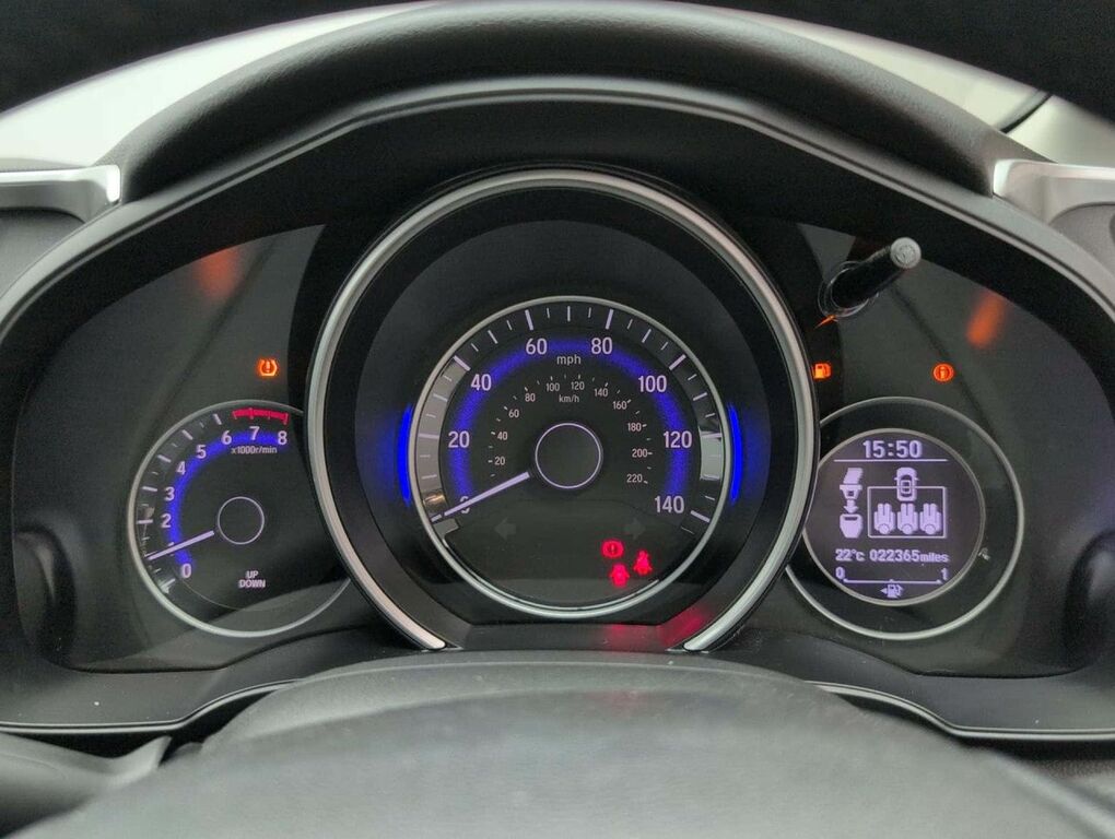 Honda Jazz Ex White #19