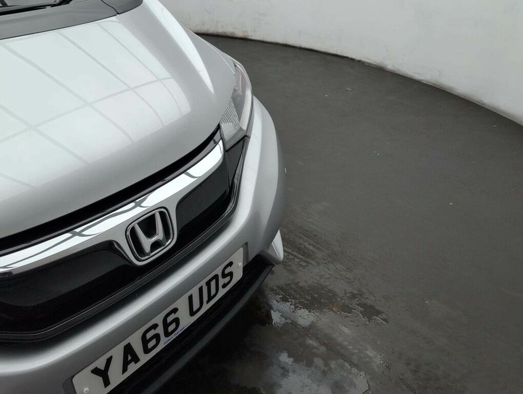 Honda Jazz Ex White #33
