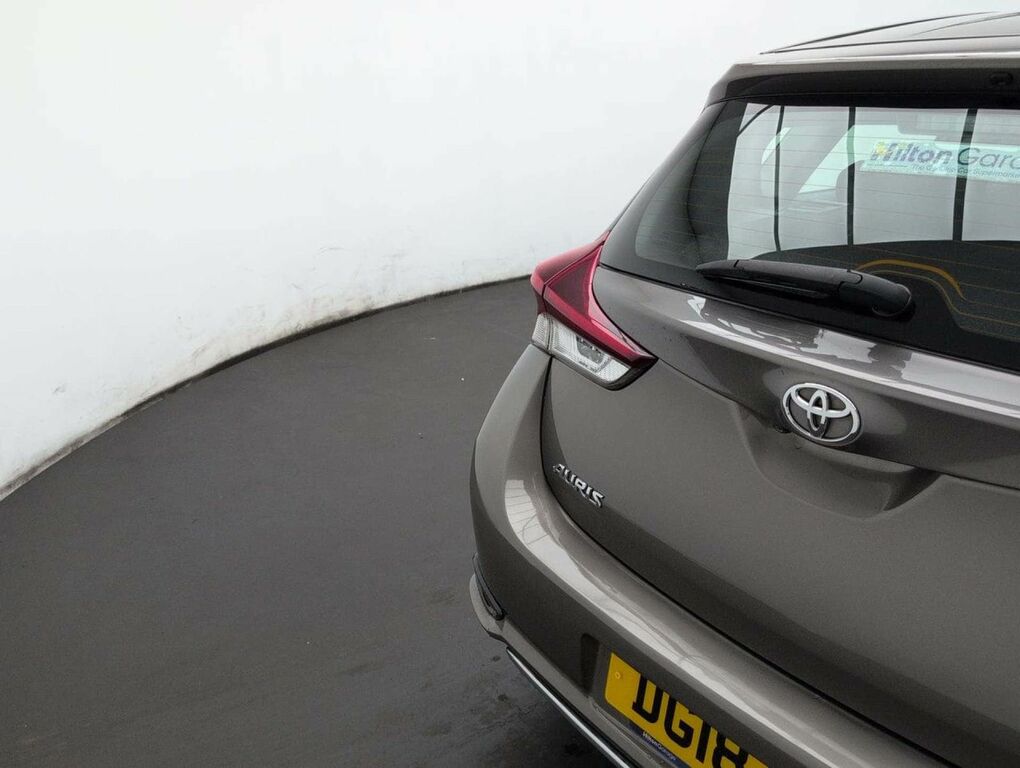 Toyota Auris Icon Tech Black #26